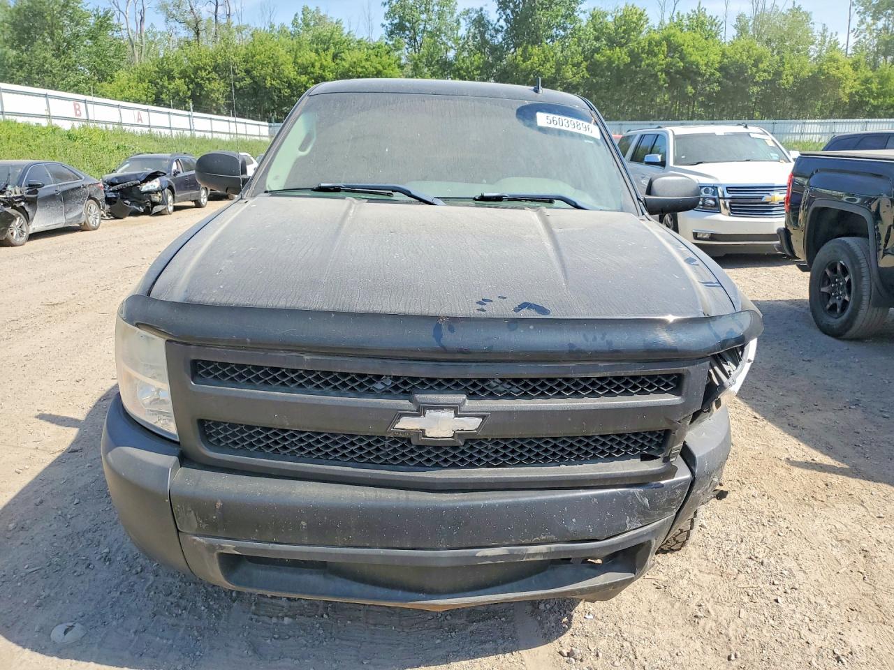 Chevrolet Silverado C1500