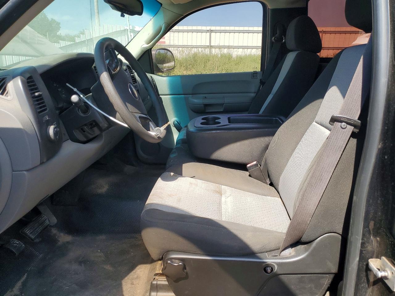 Chevrolet Silverado C1500