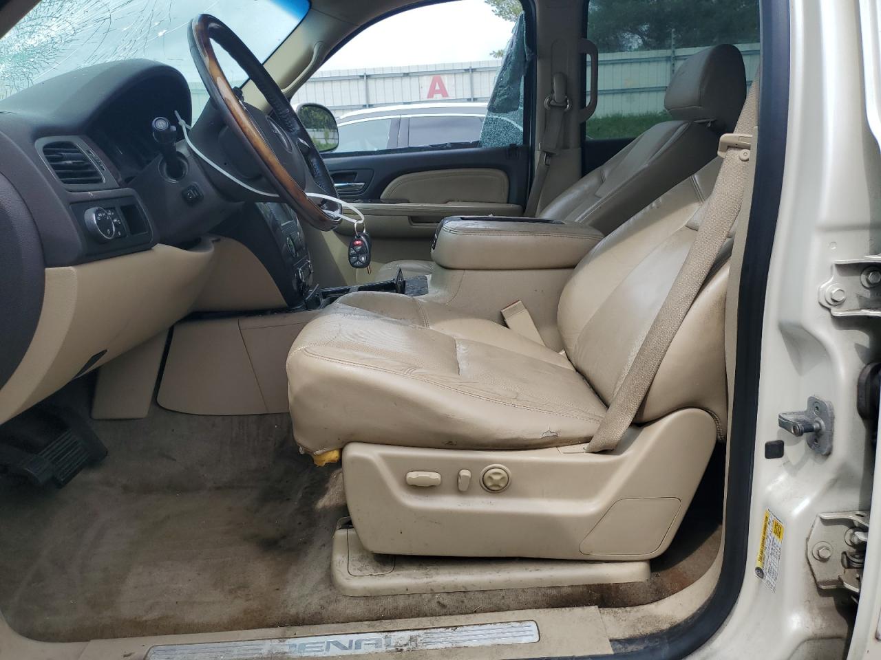 GMC Yukon Denali
