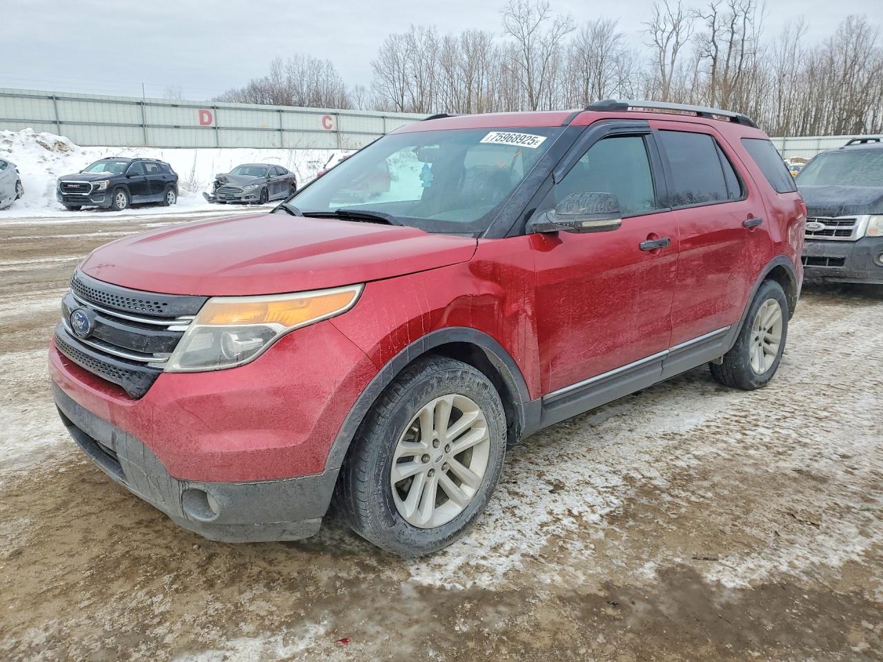 Salvage Ford Explorer Image