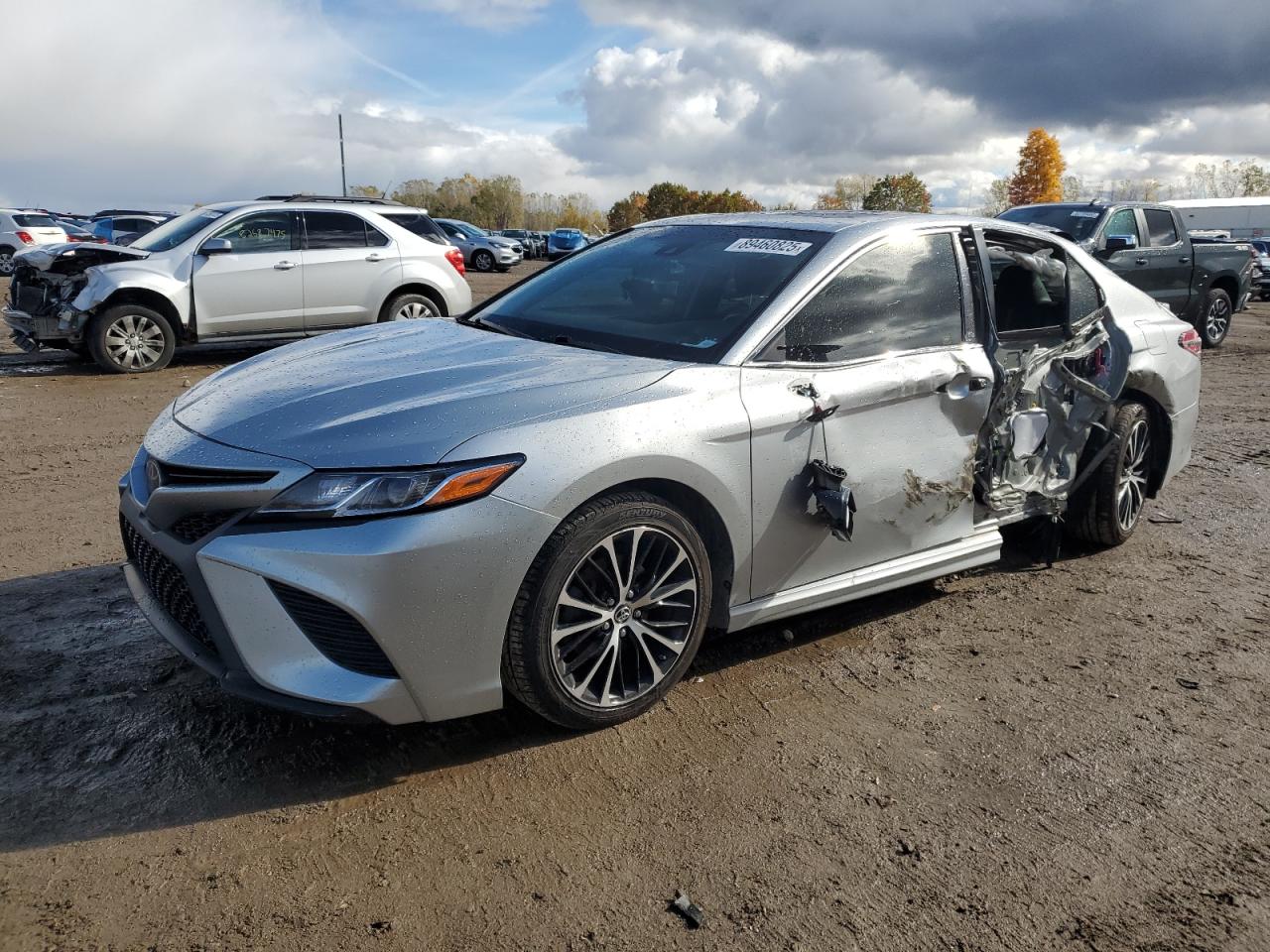 Salvage Toyota Camry Image