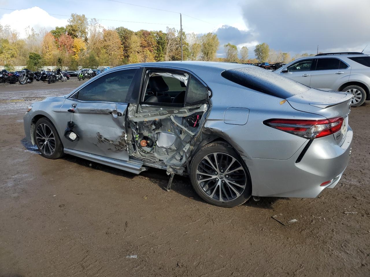 Toyota Camry L