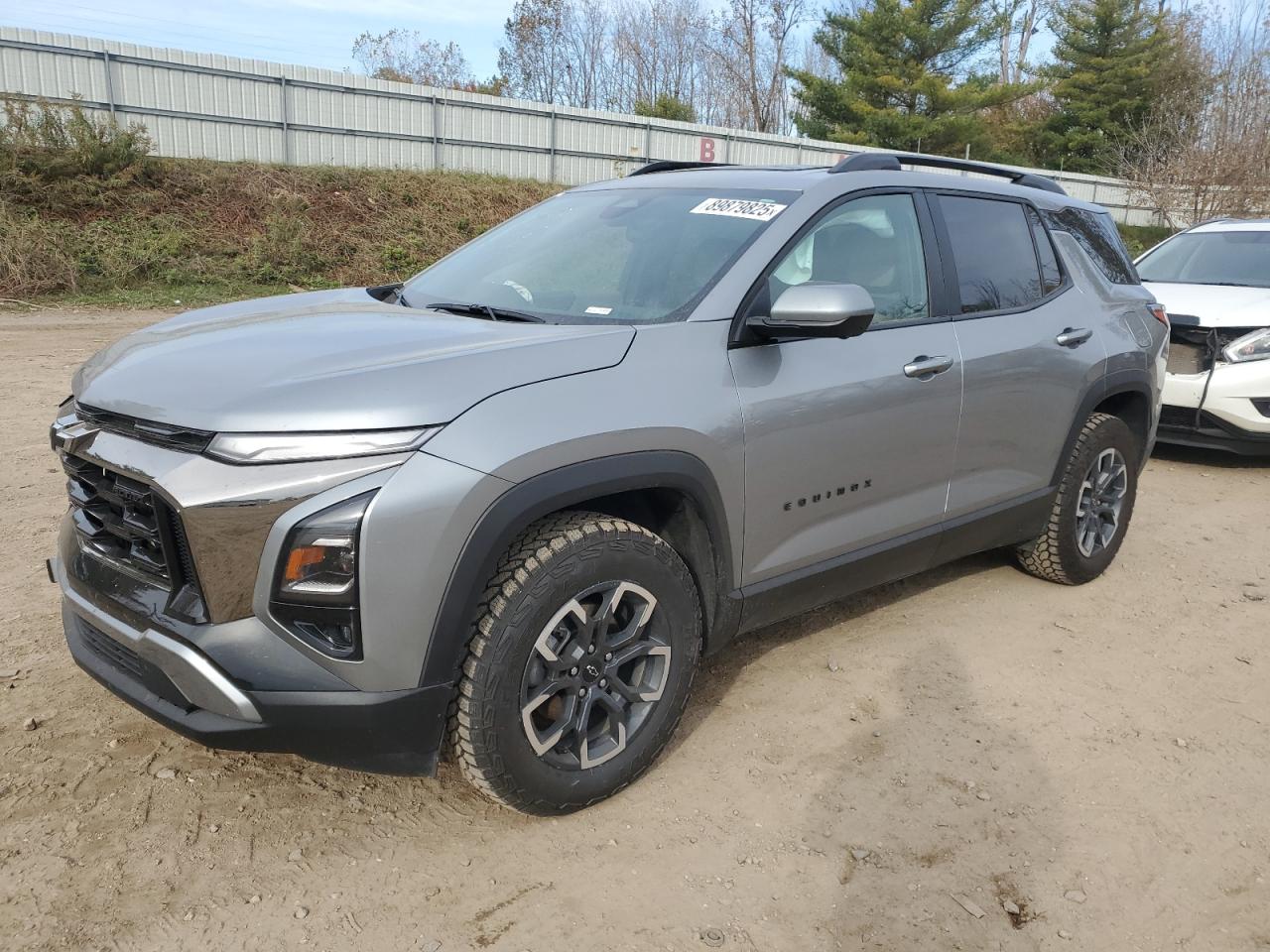 Salvage Chevrolet Equinox Image