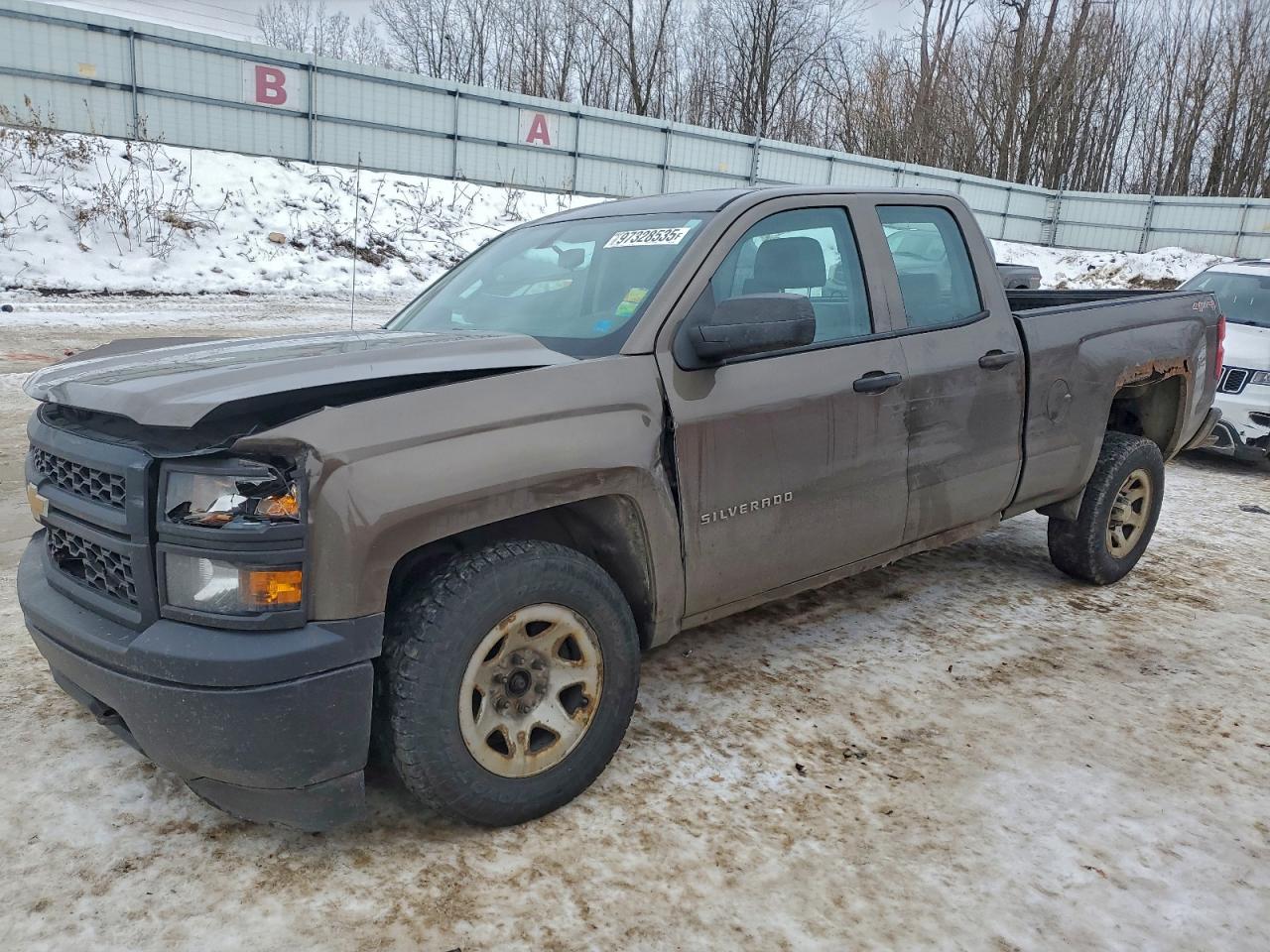 Salvage Chevrolet Silverado Image