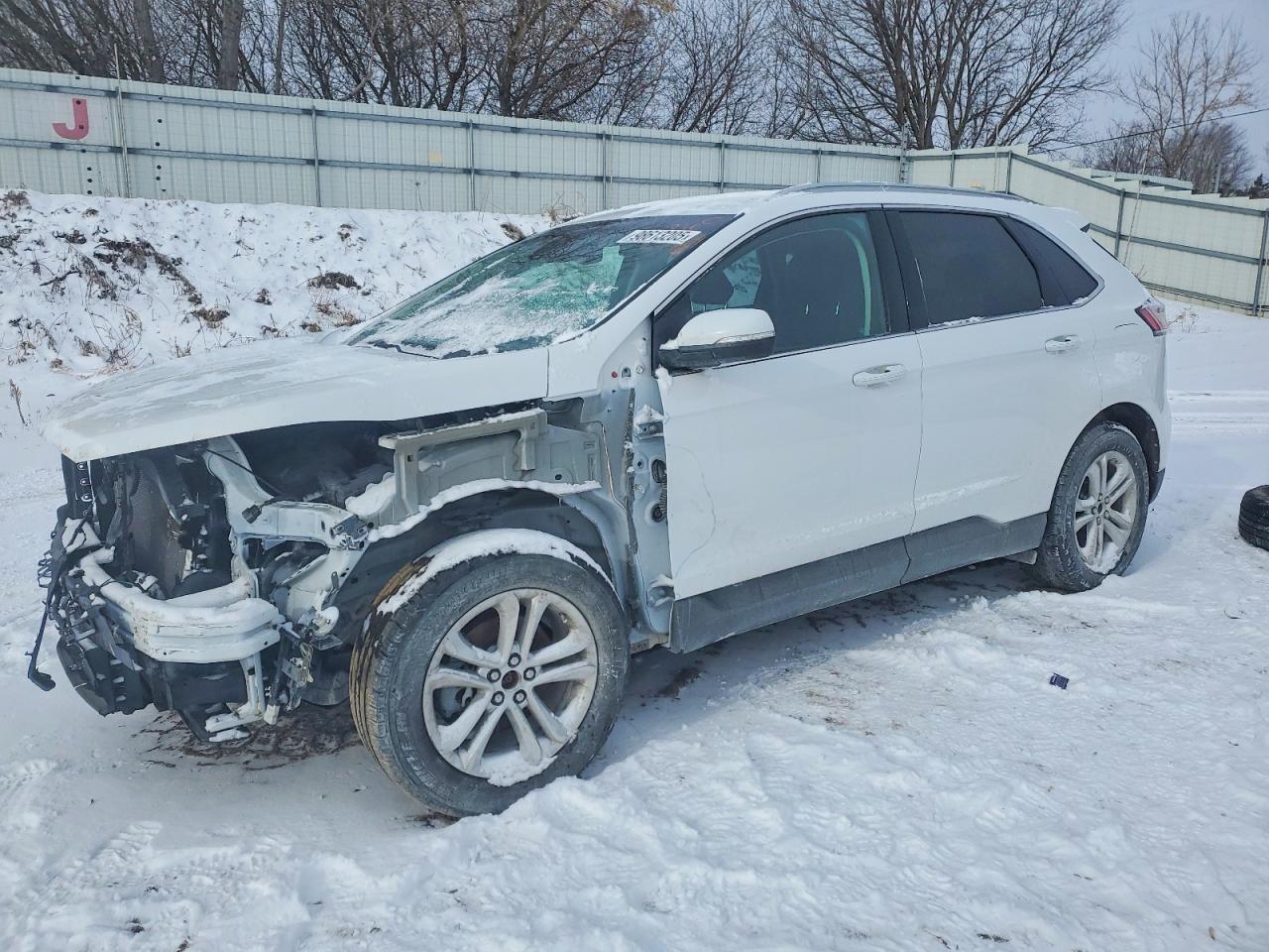 Salvage Ford Edge Image