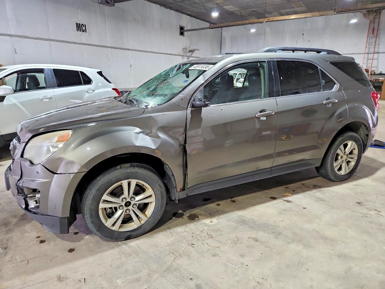 Salvage Chevrolet Equinox Image