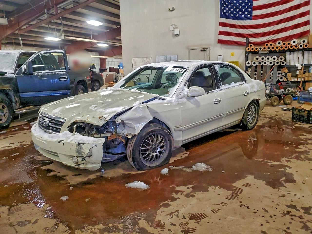 Salvage Kia Optima Image