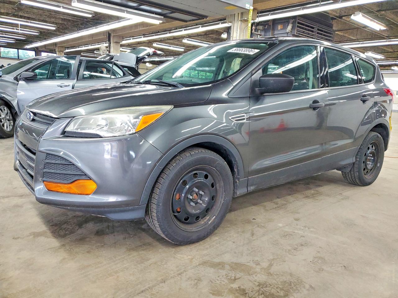 Salvage Ford Escape Image