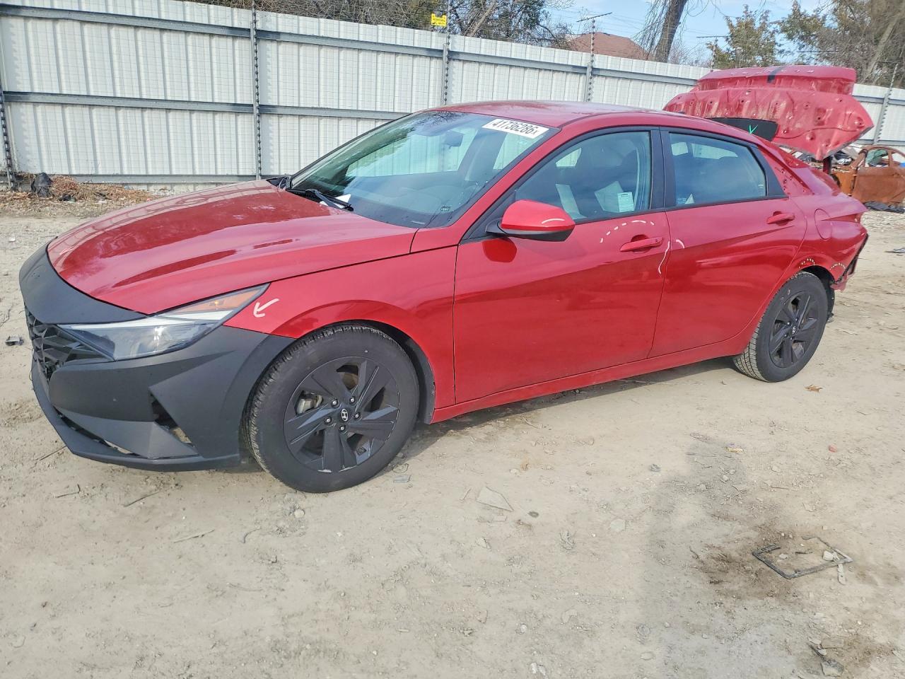Salvage Hyundai ELANTRA Image
