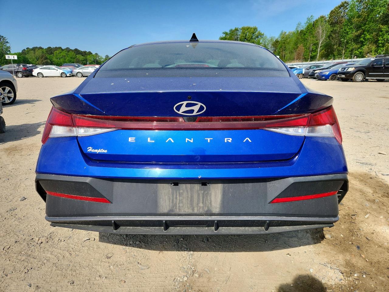 Hyundai ELANTRA Sel