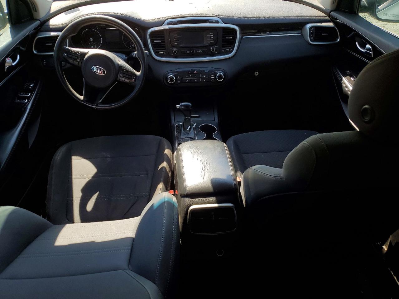 Kia Sorento Lx V6