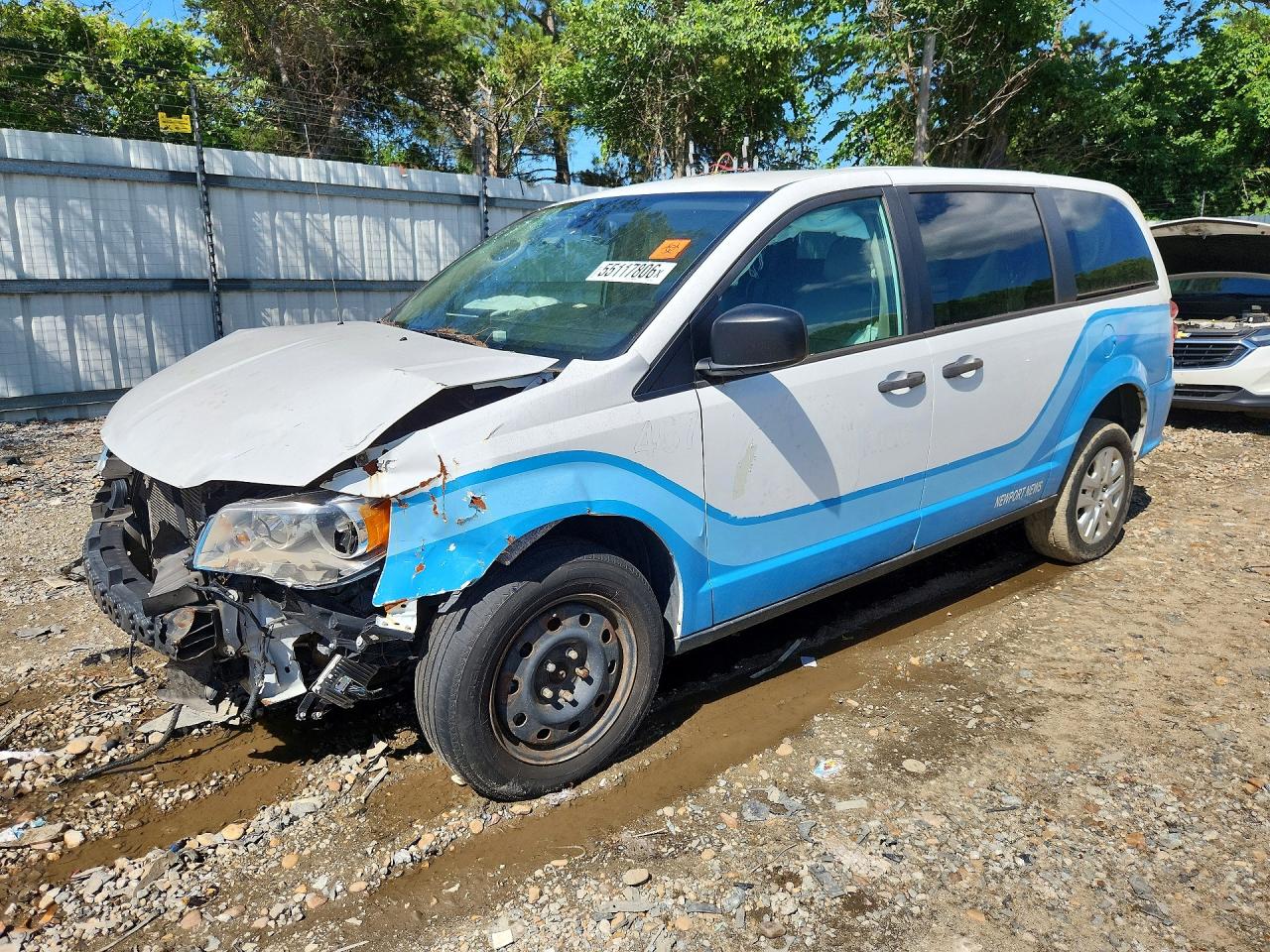 Salvage Dodge Caravan Image