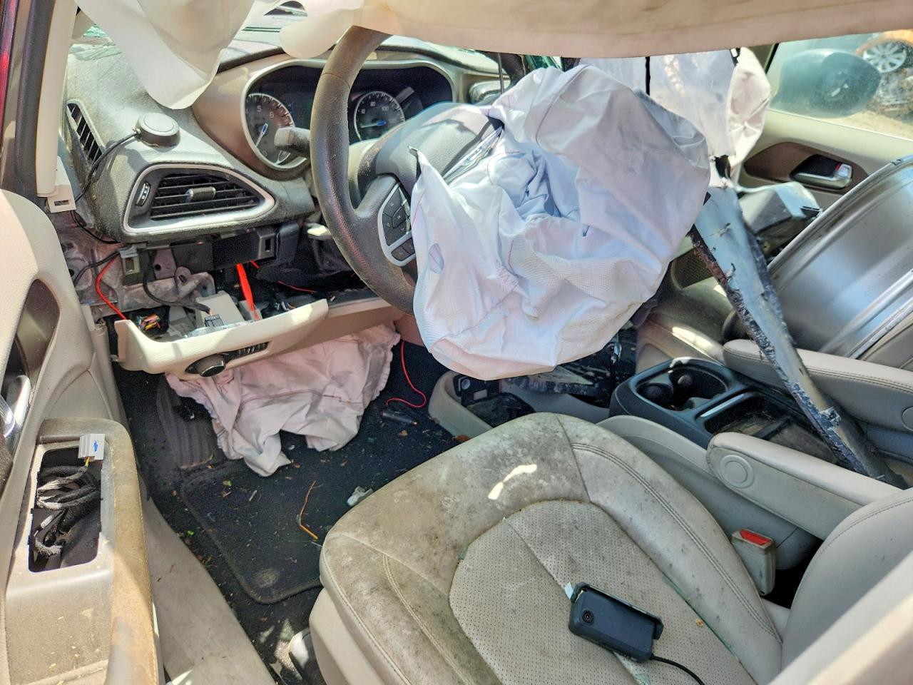 Chrysler Minivan Lxi