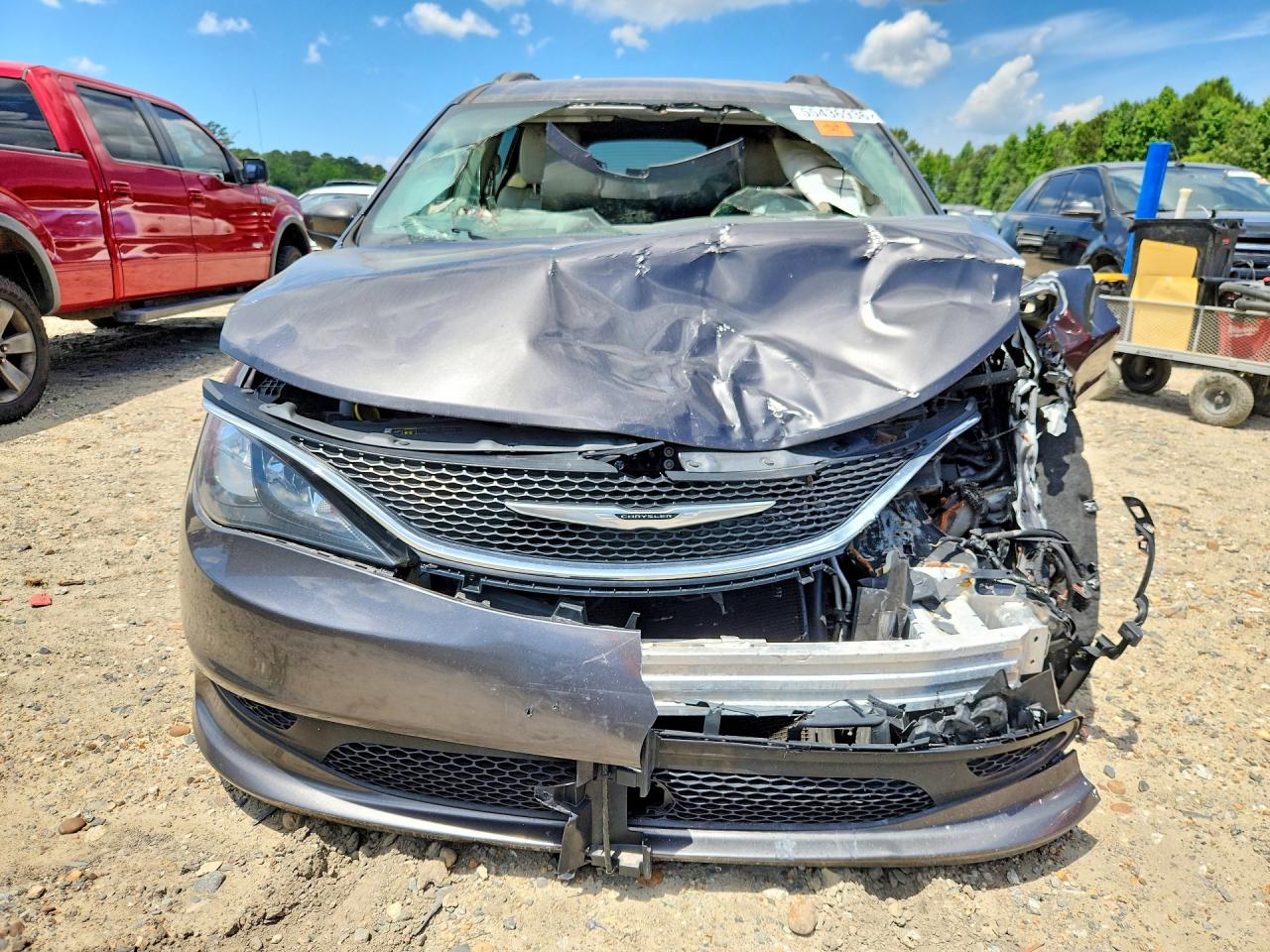 Chrysler Minivan Lxi
