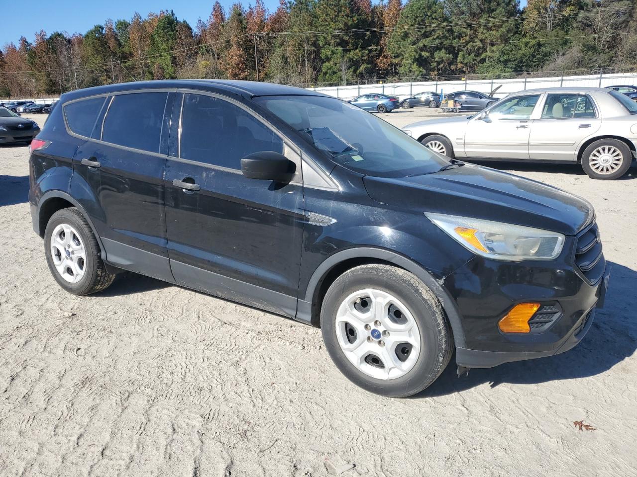Ford Escape S