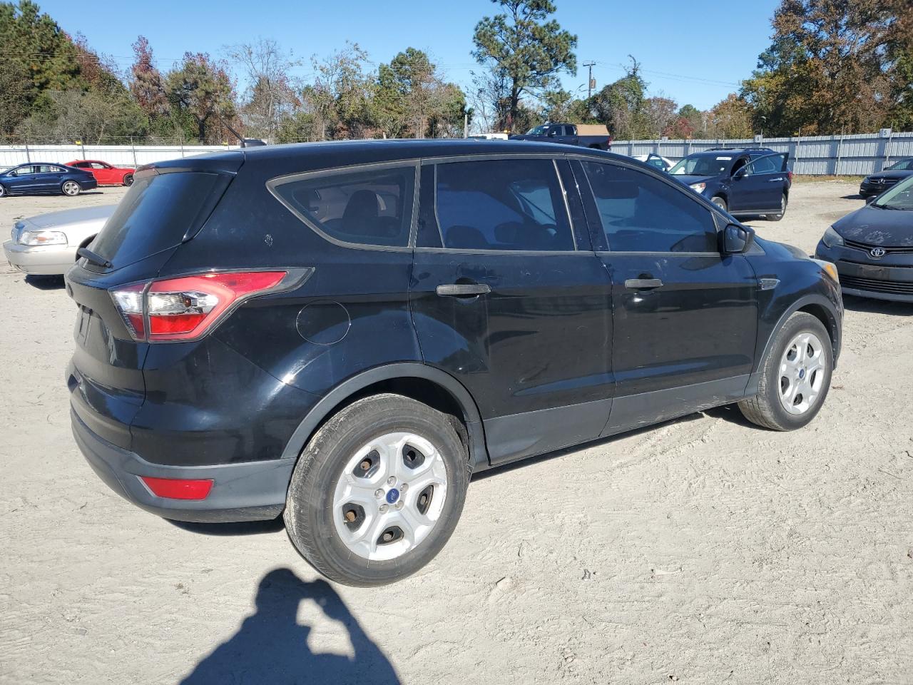 Ford Escape S