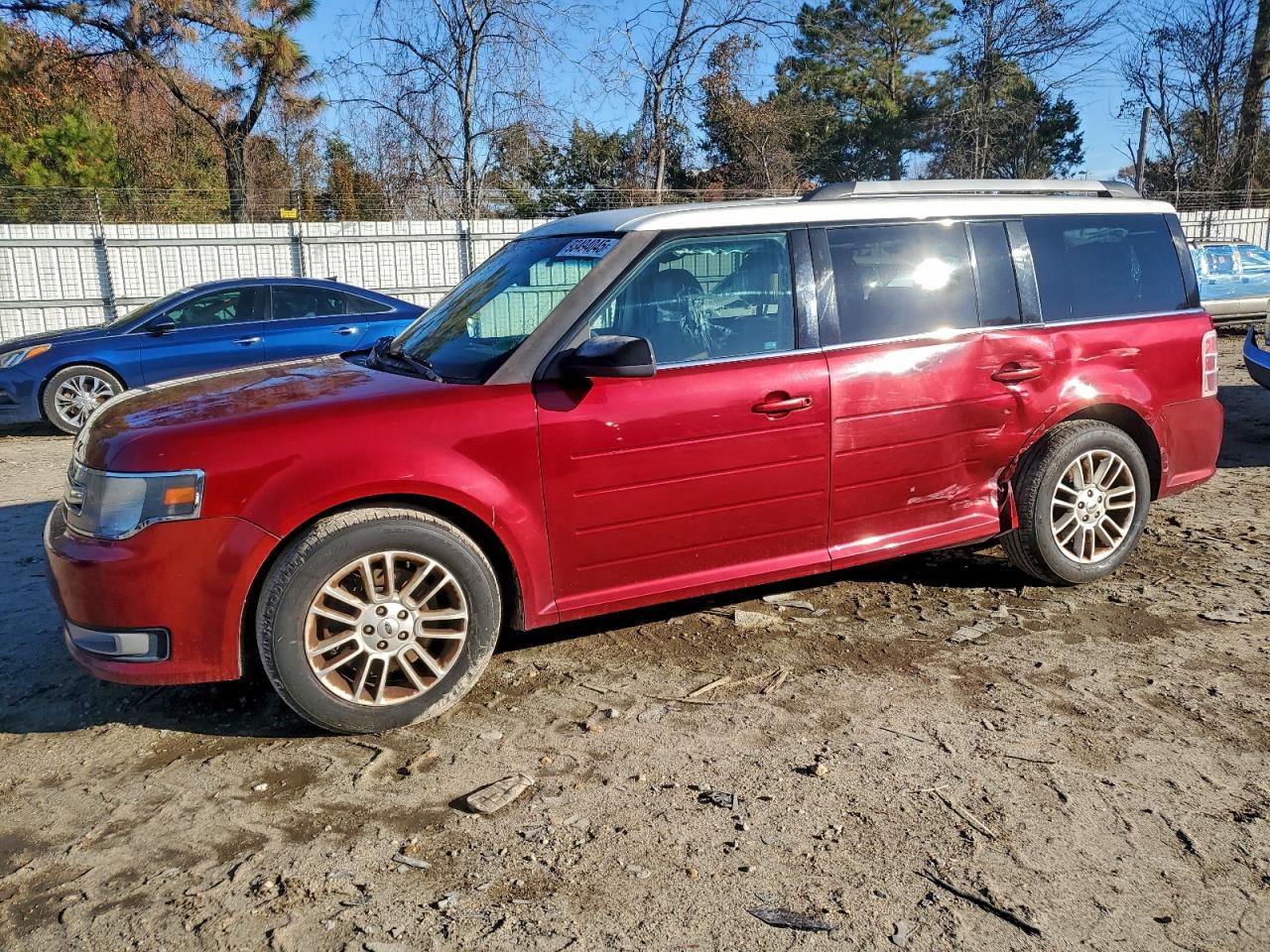 Salvage Ford Flex Image