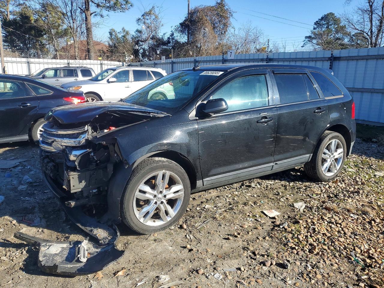 Salvage Ford Edge Image