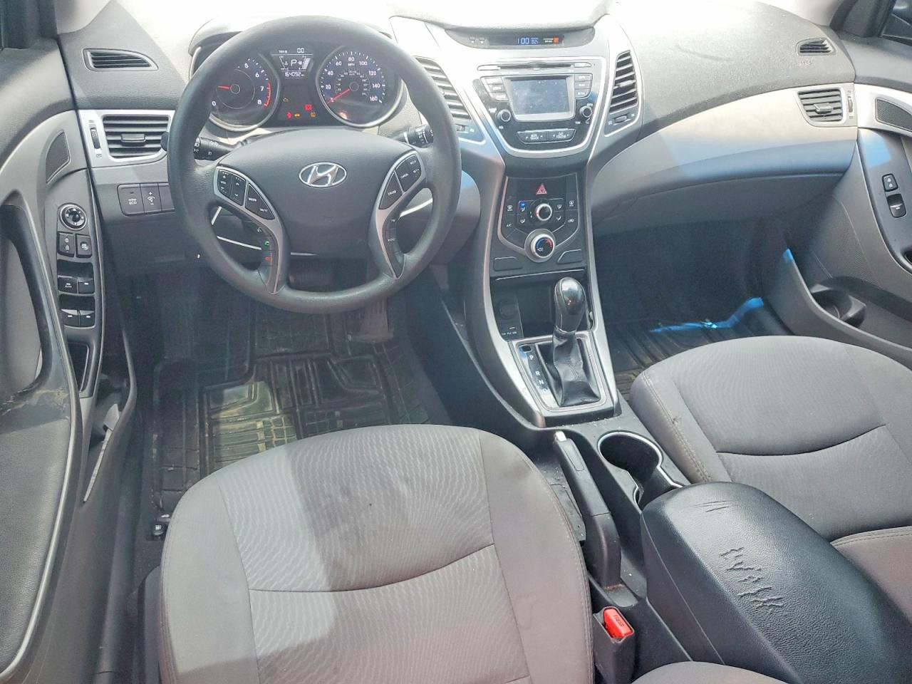 Hyundai ELANTRA Se
