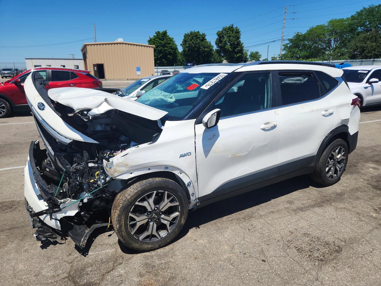 Salvage Kia Seltos Image