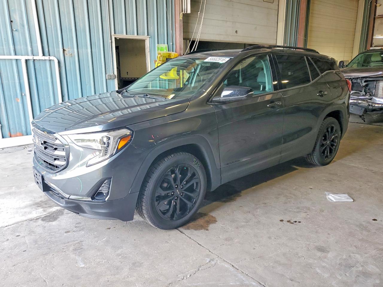 Salvage GMC Terrain Image