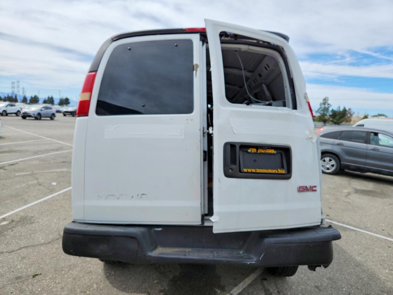 GMC Savana G2500