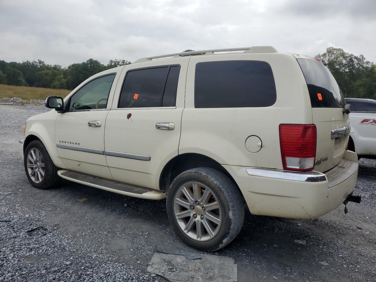 Chrysler Aspen Limited