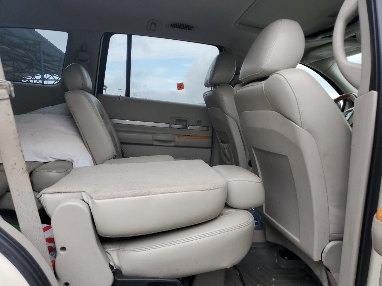 Chrysler Aspen Limited