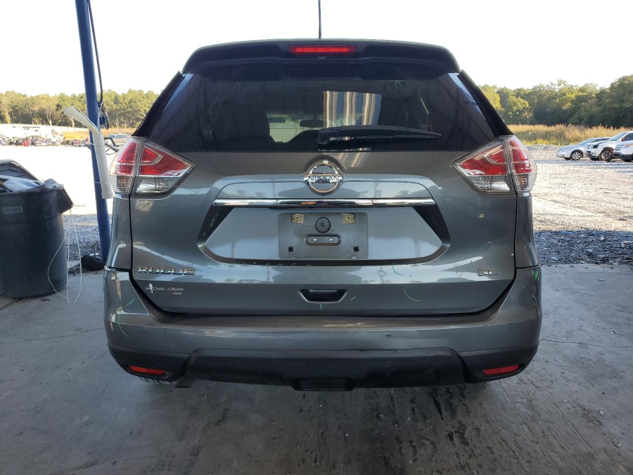 Nissan Rogue S