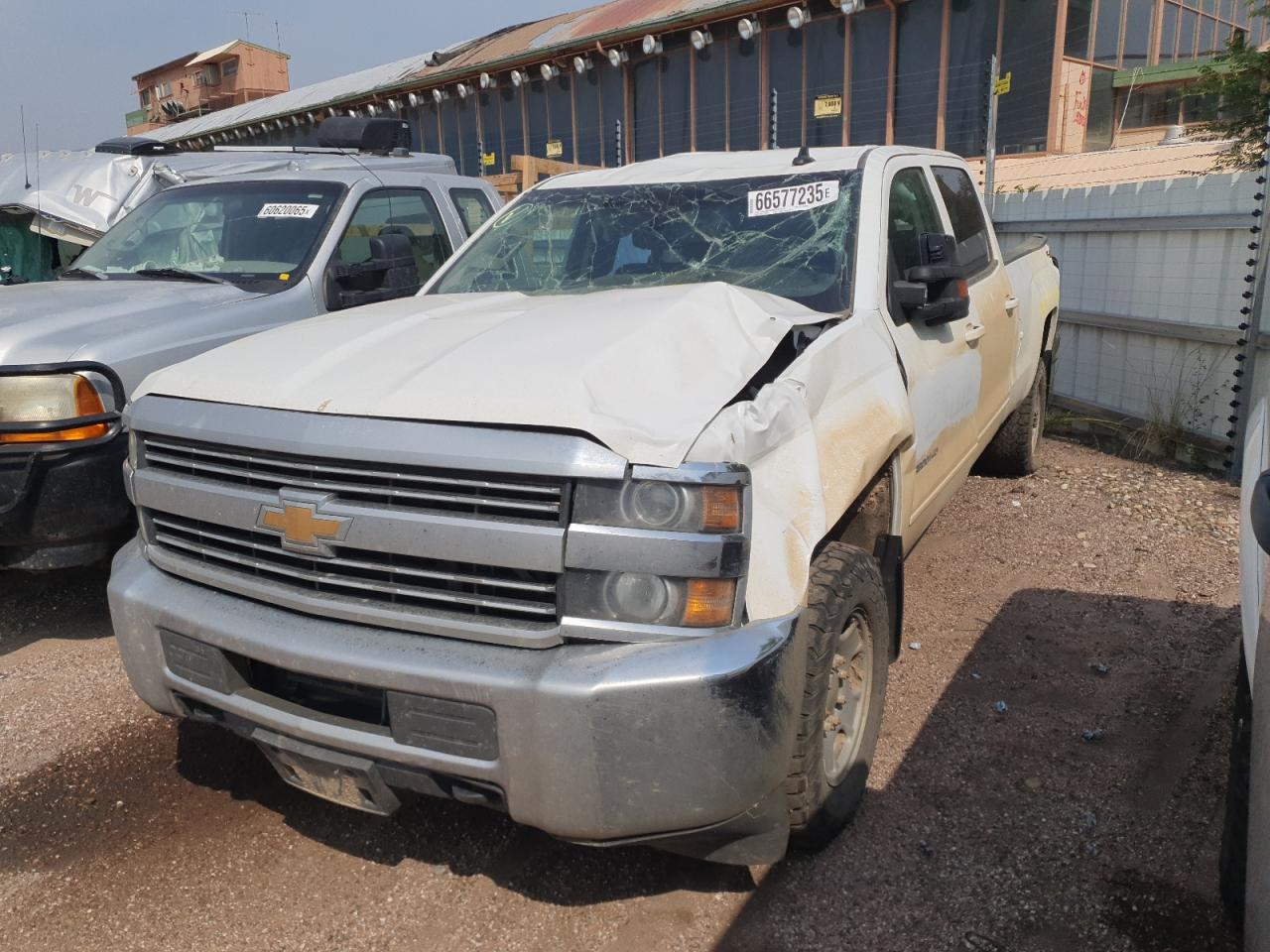 Salvage Chevrolet Silverado Image