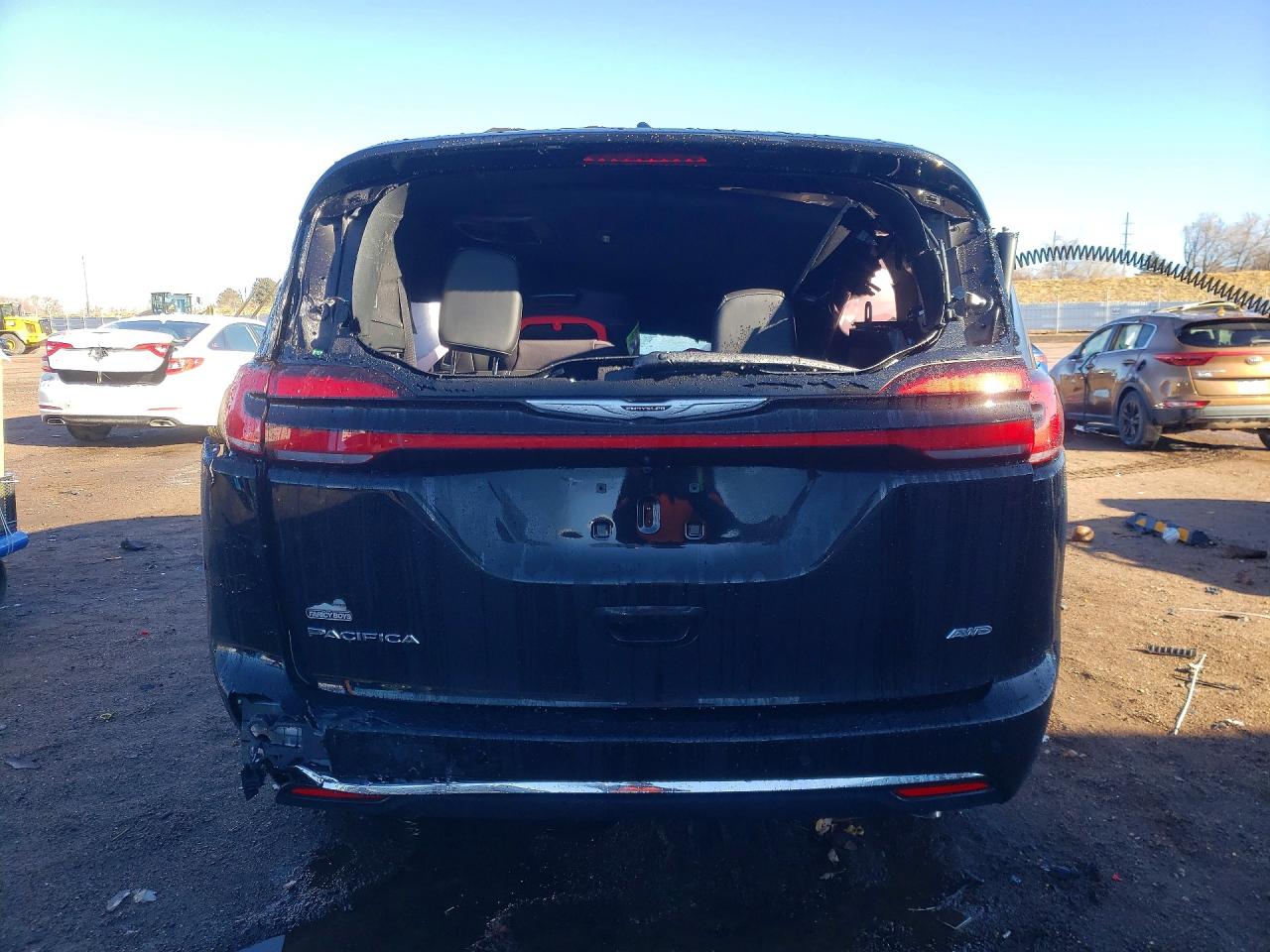 Chrysler Pacifica Select