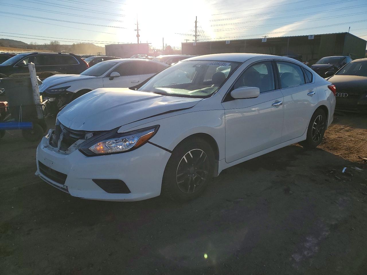 Salvage Nissan Altima Image