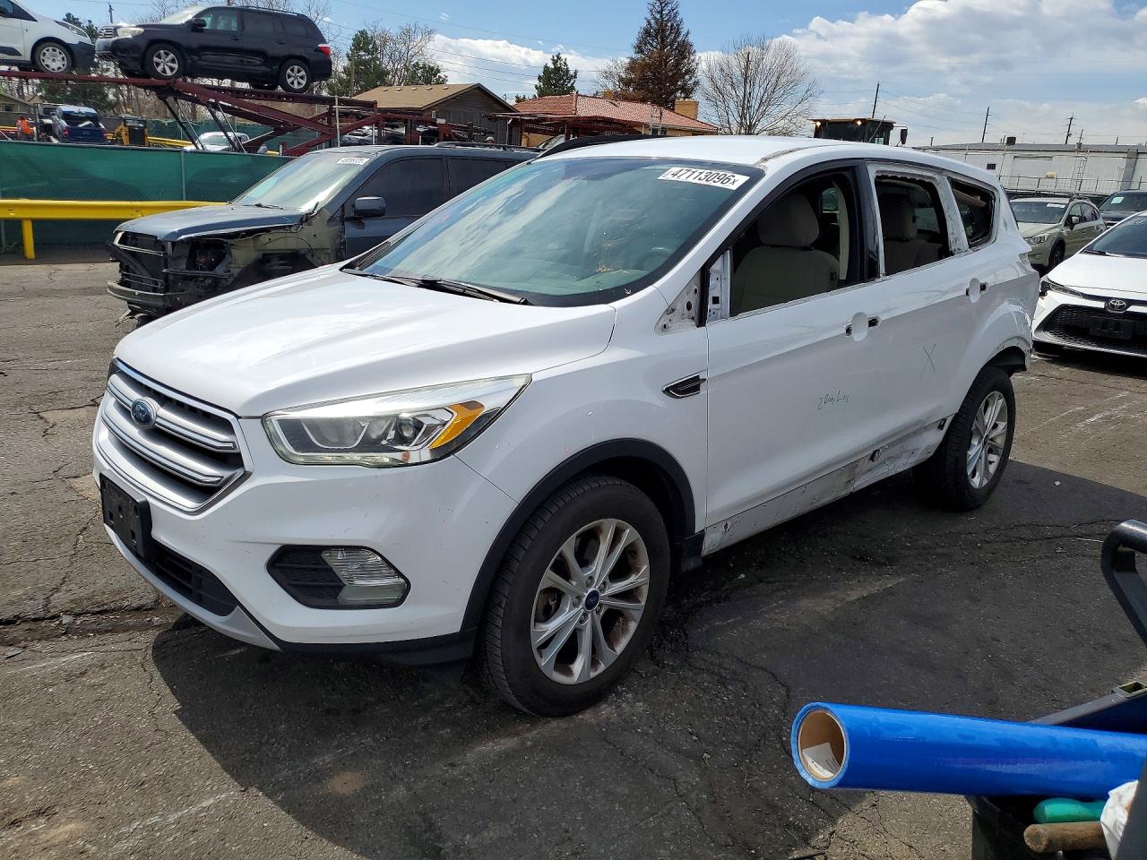 Salvage Ford Escape Image