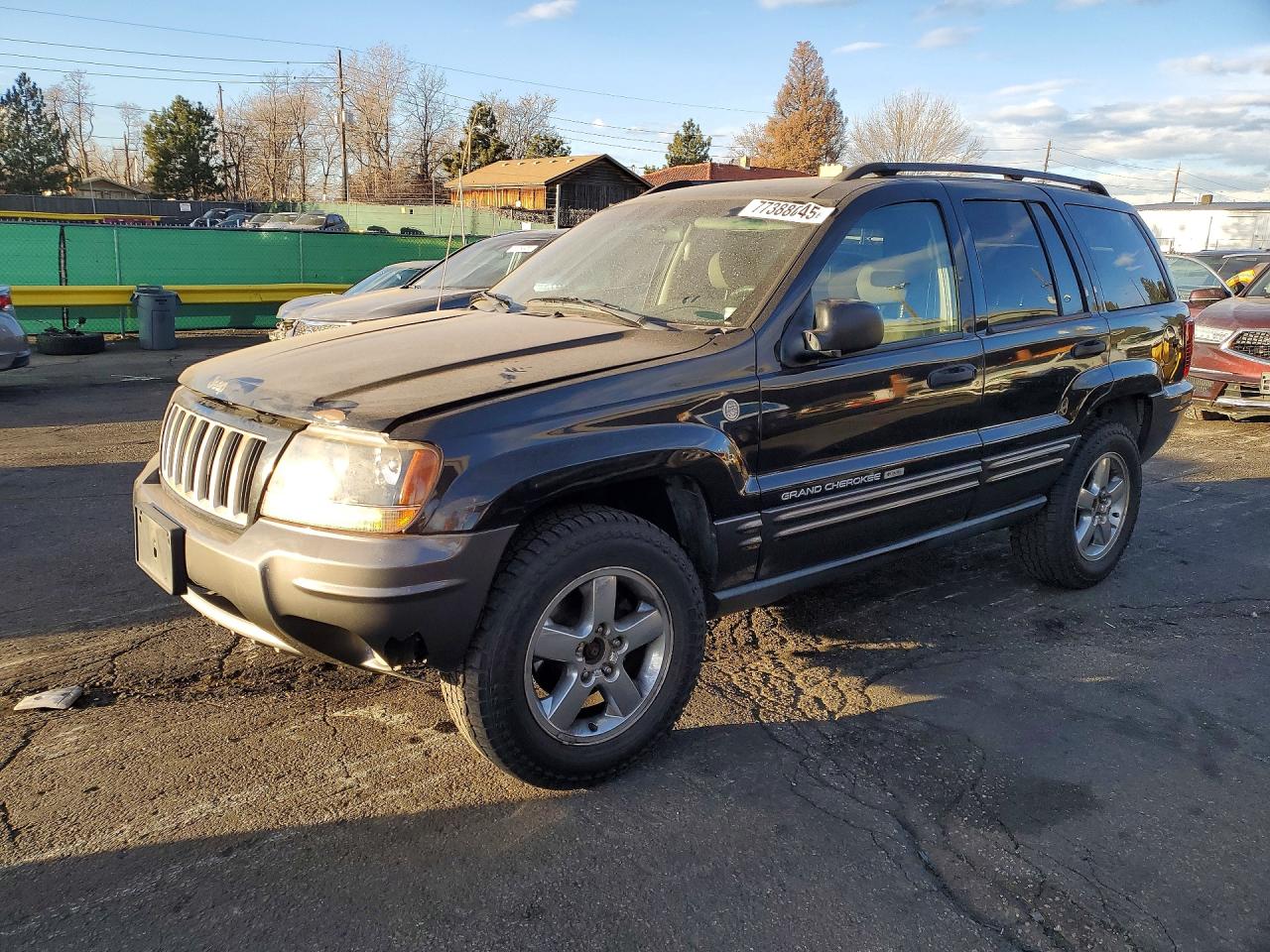 Salvage Jeep Grand Cherokee Image