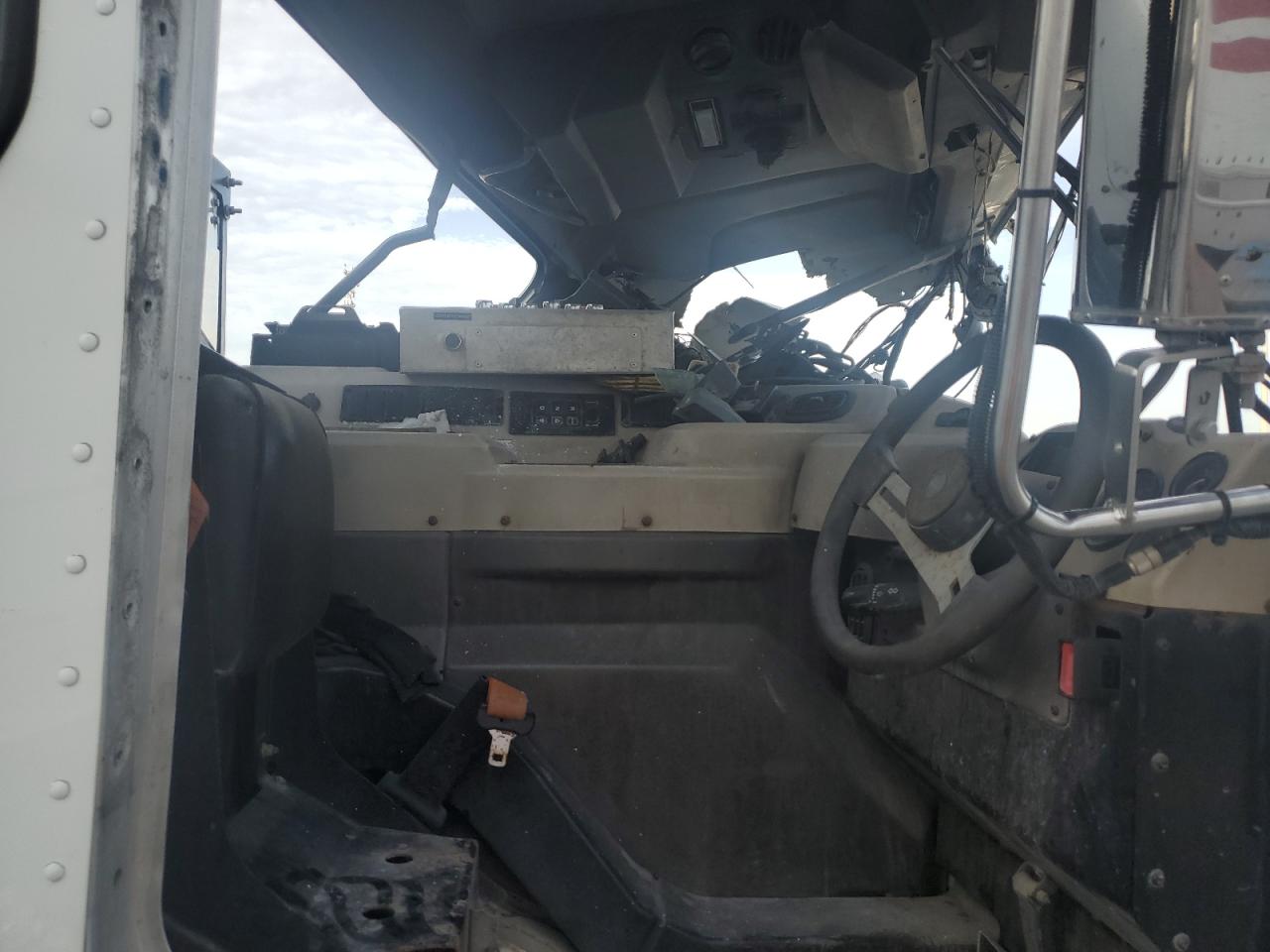 Peterbilt 520