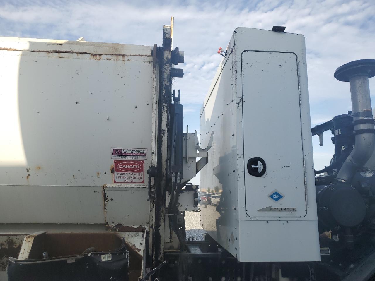 Peterbilt 520