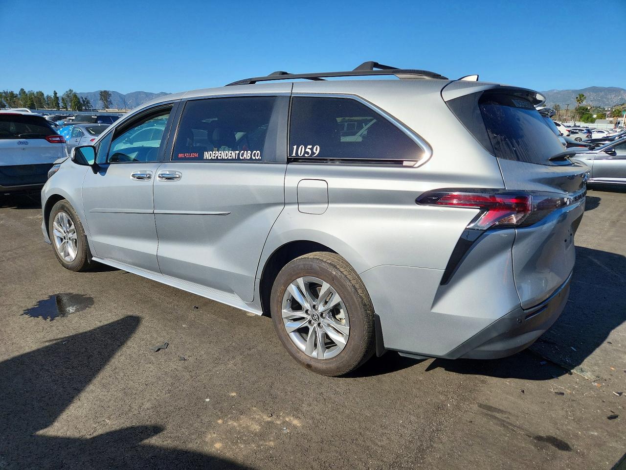 Toyota Sienna Xle 7-passenger