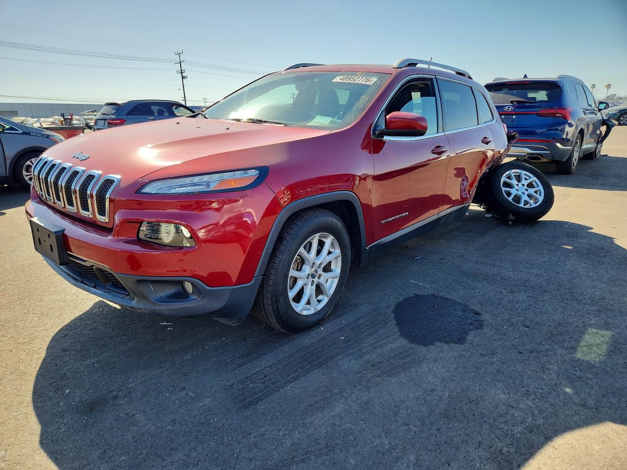 Salvage Jeep Cherokee Image