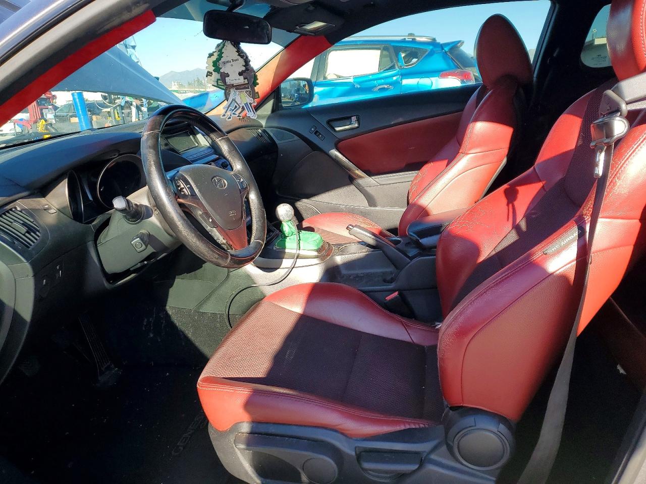 Hyundai Genesis 3.8l