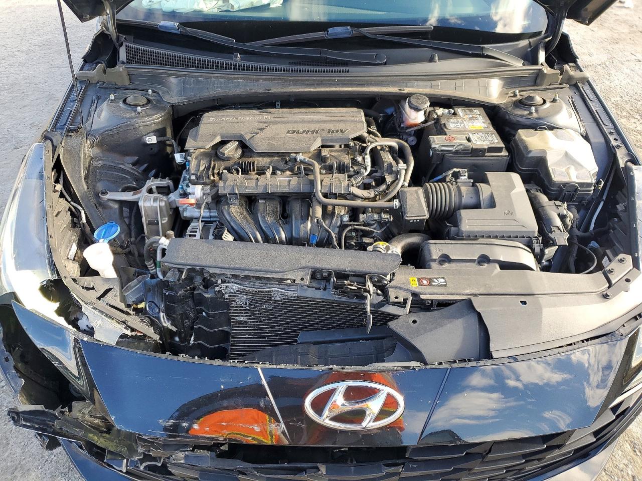 Hyundai ELANTRA Sel