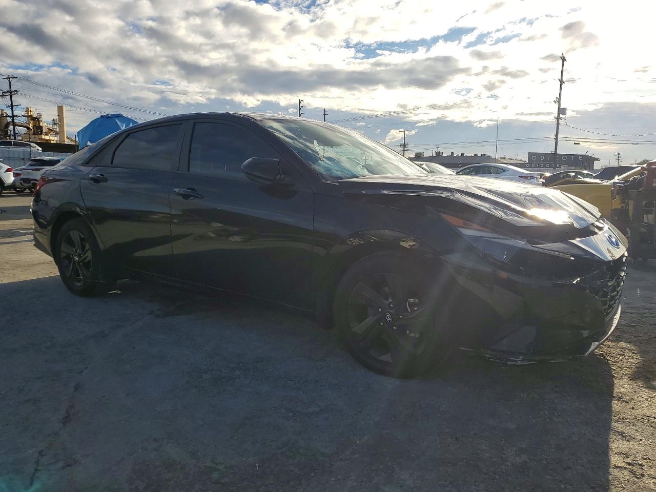 Hyundai ELANTRA Sel