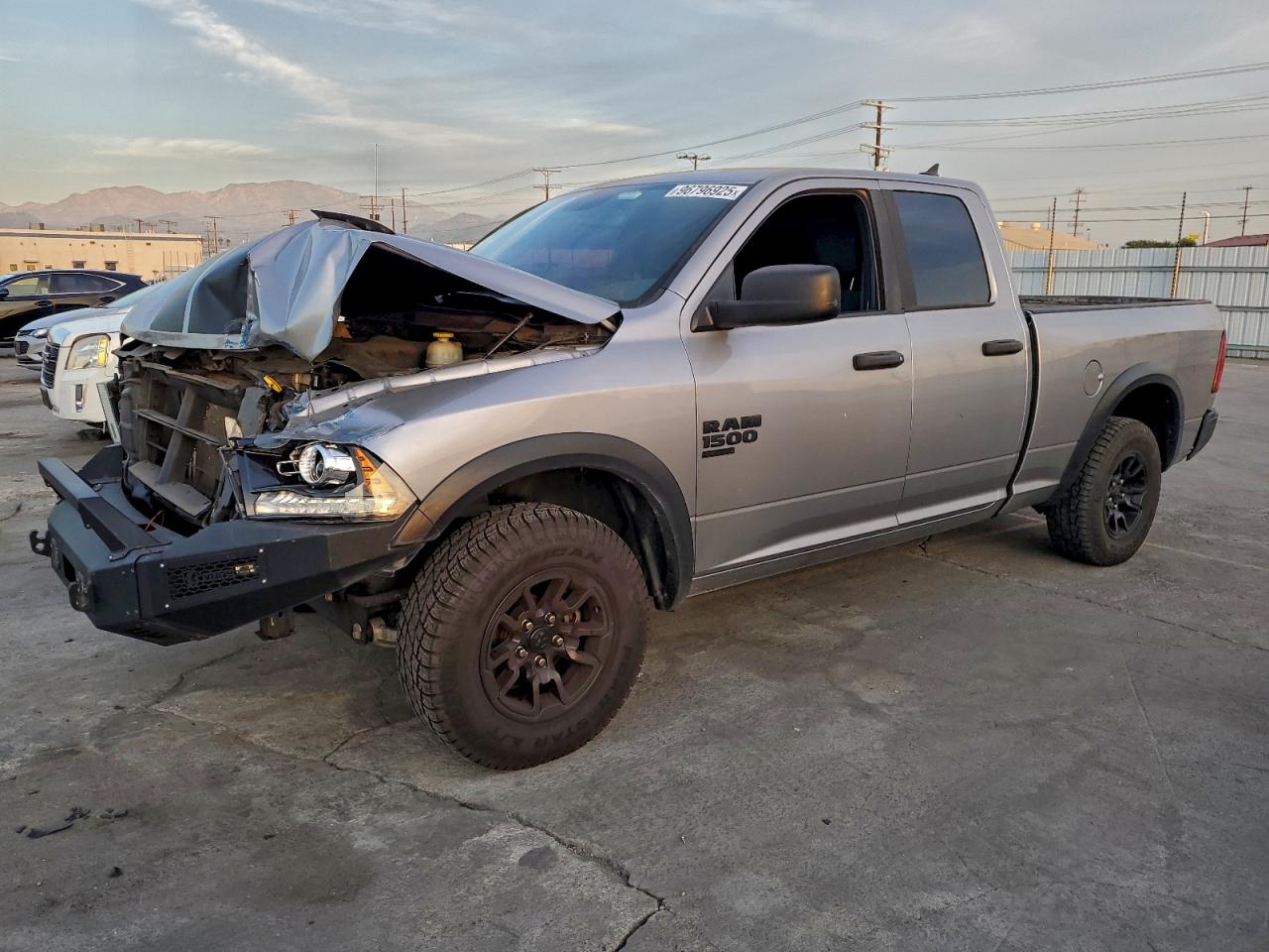 Salvage Ram 1500 Image