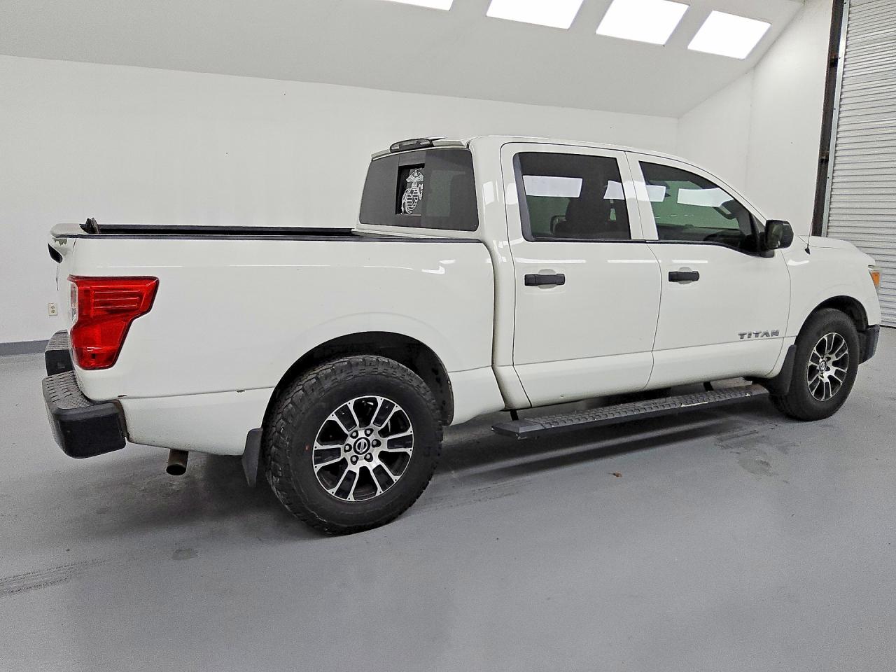 Nissan Titan S