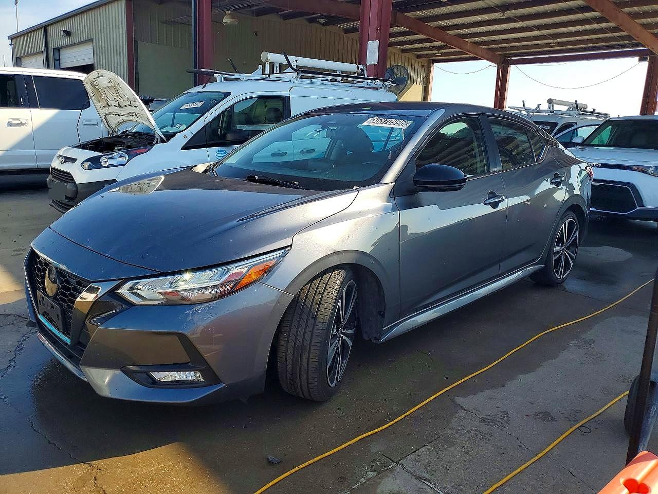 Salvage Nissan Sentra Image