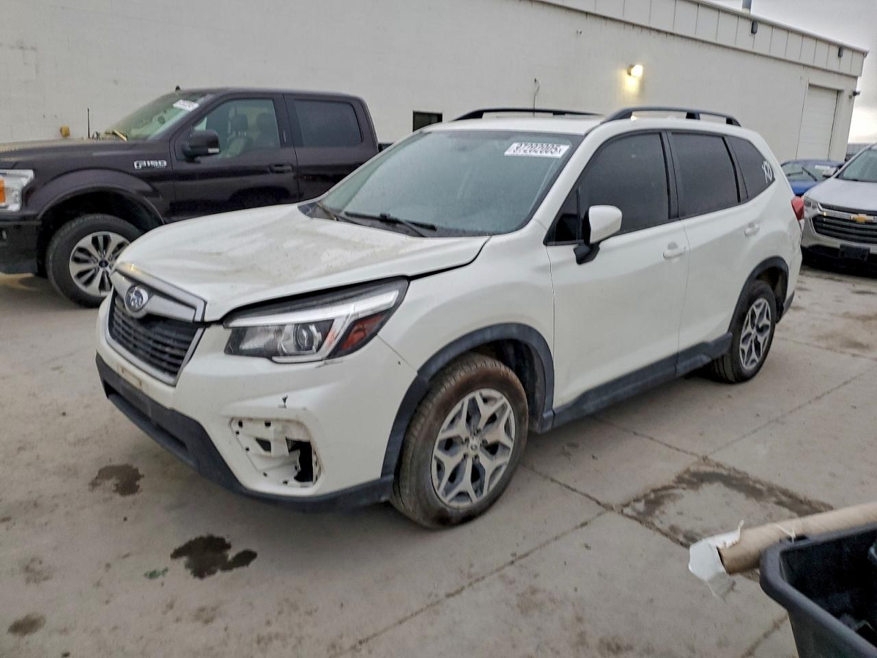 Salvage Subaru Forester Image