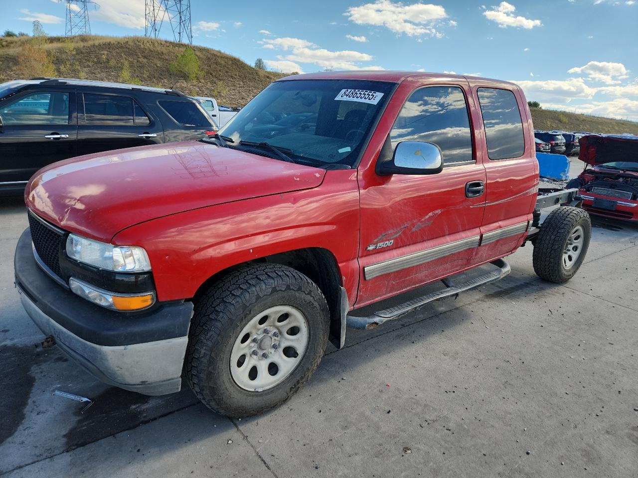Salvage Chevrolet Silverado Image