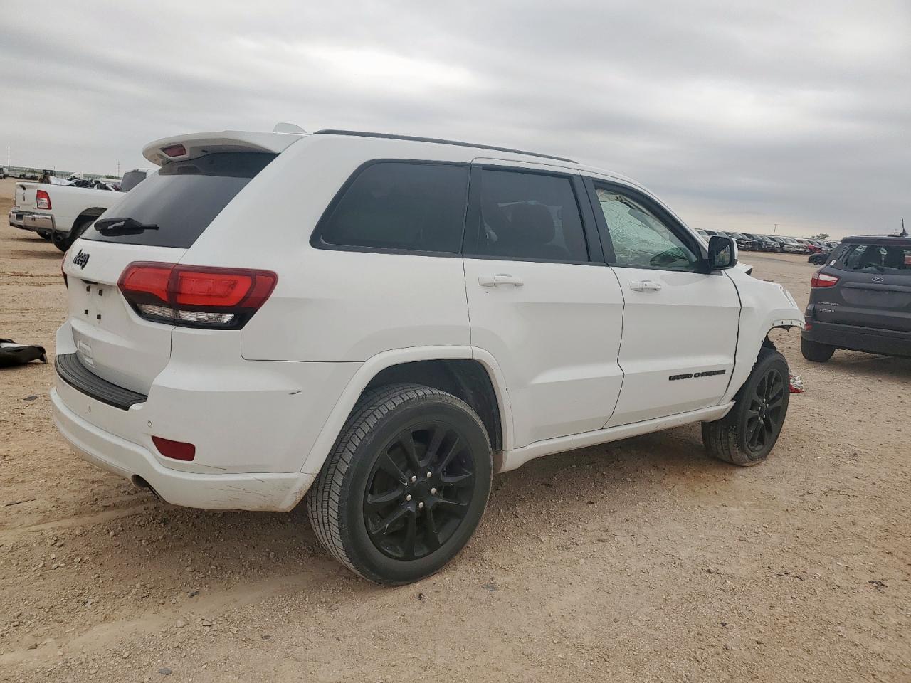Jeep Grand Cherokee Laredo