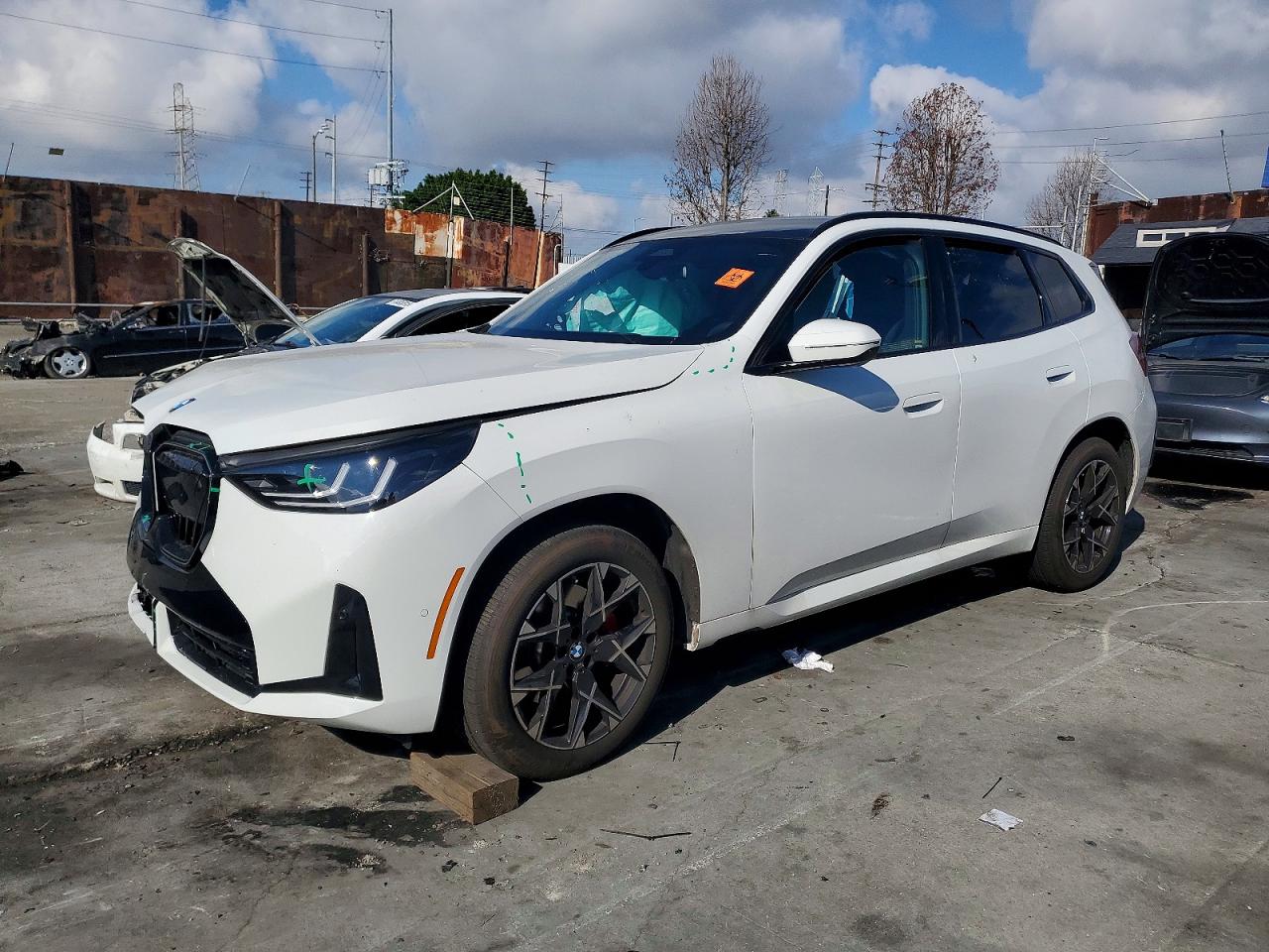 Salvage BMW X Series Image