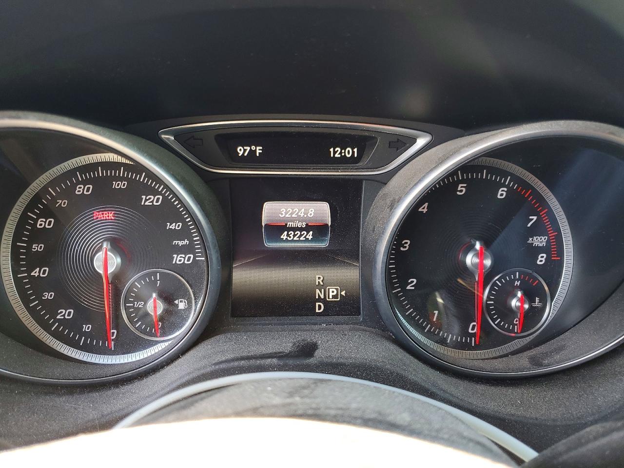 Mercedes-Benz GLA 250