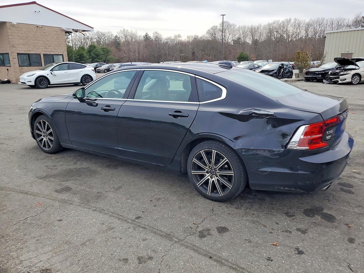 Volvo S90 T5 Momentum